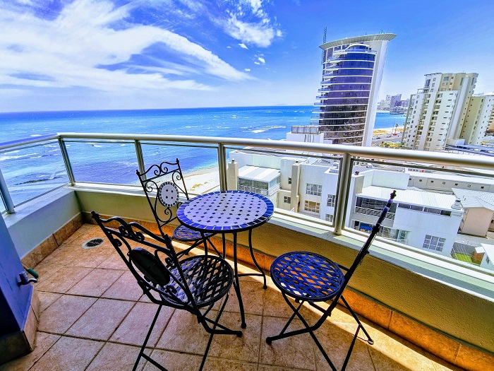 balcony